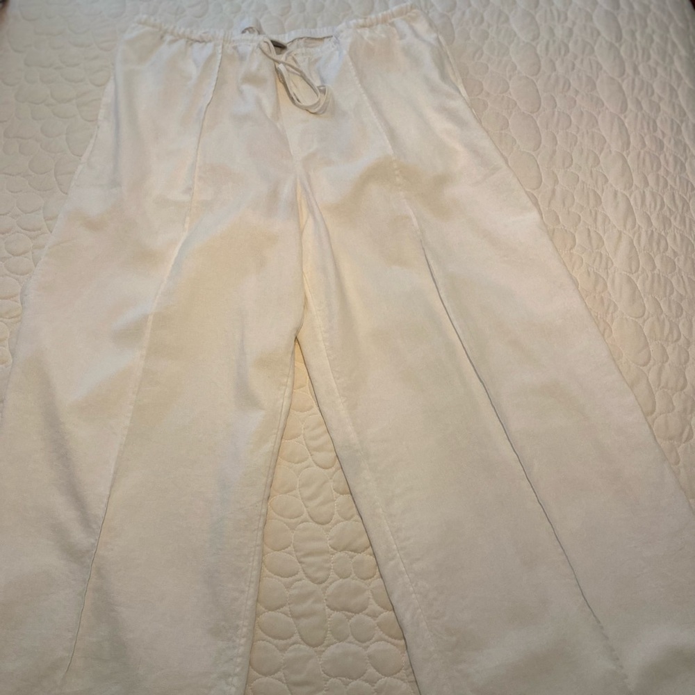 Wide leg, high rise linen blend pants